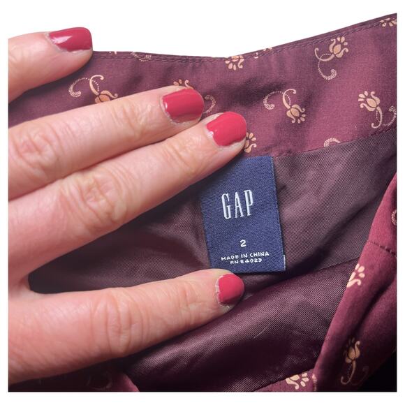 Gap VTG Vintage 100% Silk Flared Knee Length Floral Skirt Burgundy Size 2 - Picture 4 of 6